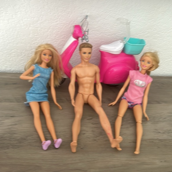 Barbie Bundle - Picture 2 of 5